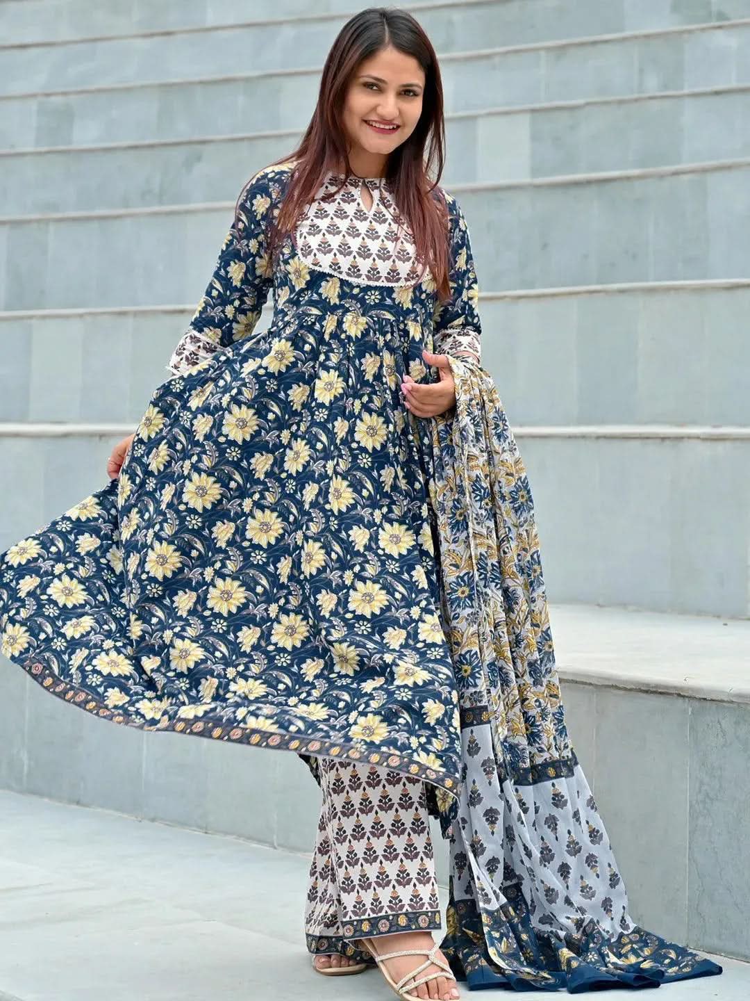 Buy Blue Printed Cotton Suit Set - 13033O- | Libas Ethnic Wear Online 
Buy Blue Printed Cotton Suit Set - 13033O- | Libas Ethnic Wear Online