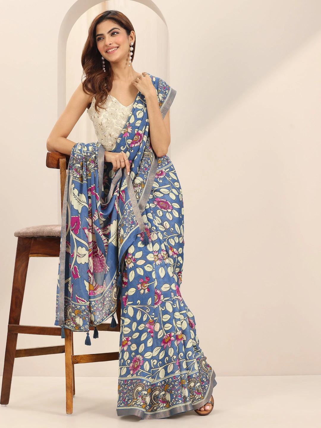 Blue Printed Georgette Saree With Unstitched Blouse Piece