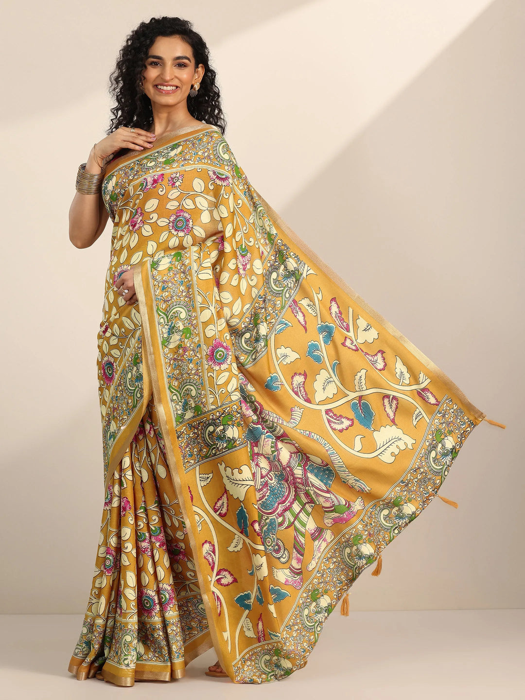 Mustard Printed Georgette Saree With Unstitched Blouse Piece