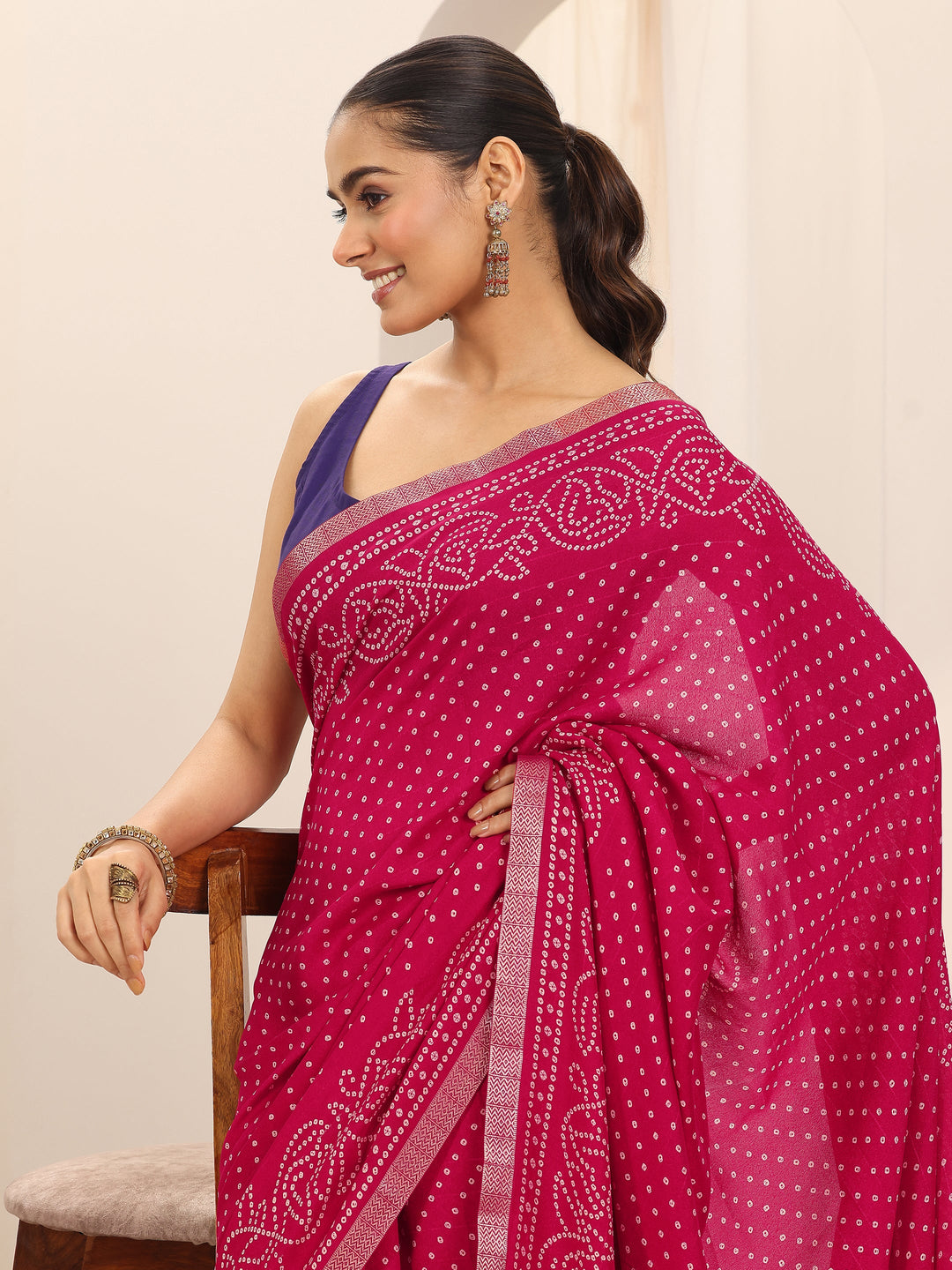Pink Printed Georgette Saree With Unstitched Blouse Piece