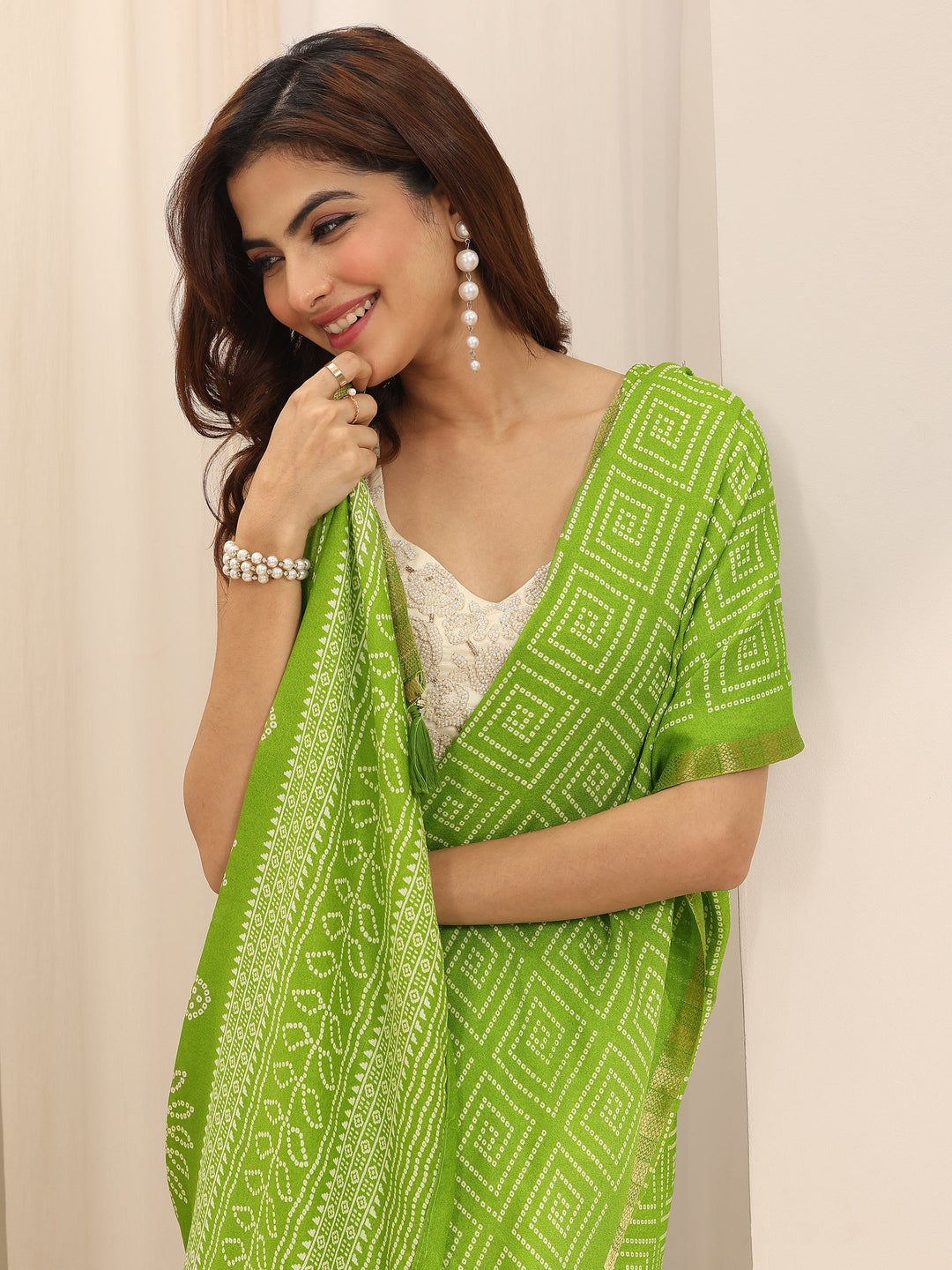 Light Green Printed Georgette Saree With Unstitched Blouse Piece