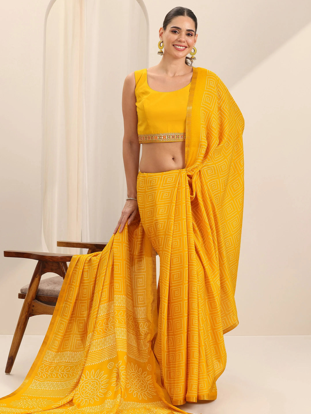 Yellow Printed Georgette Saree With Unstitched Blouse Piece