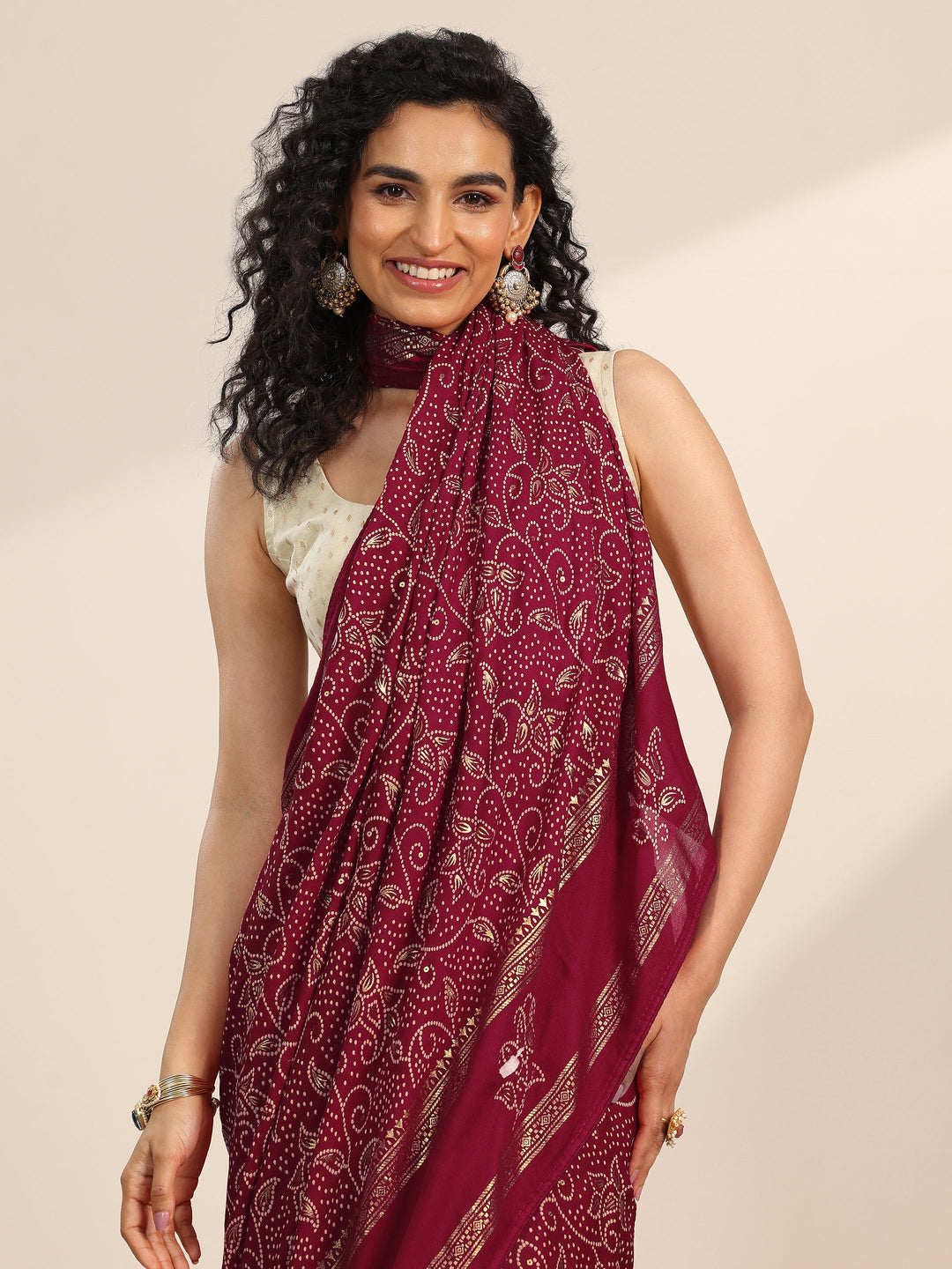Red Printed Georgette Saree With Unstitched Blouse Piece