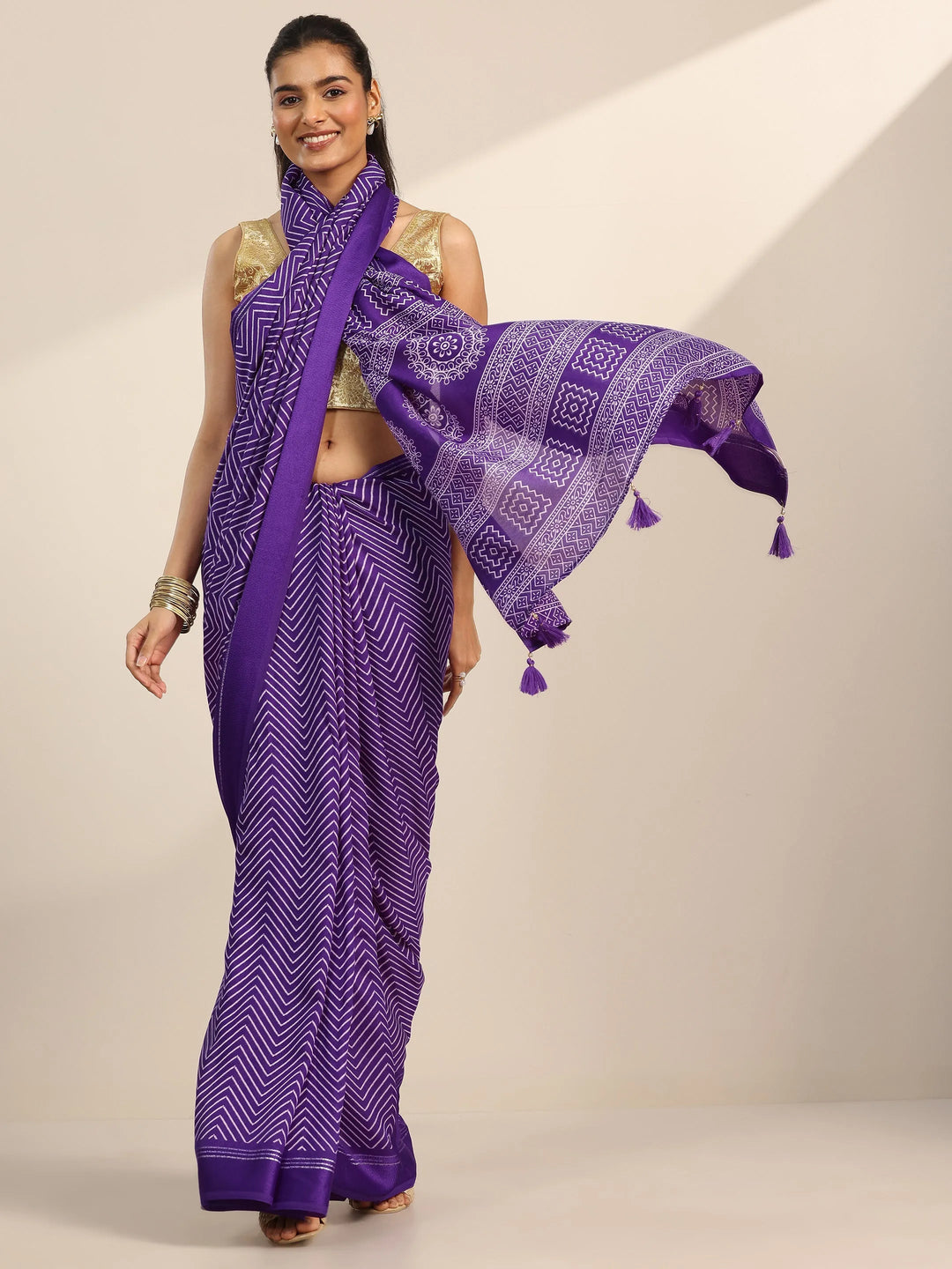 Purple Printed Georgette Saree With Unstitched Blouse Piece