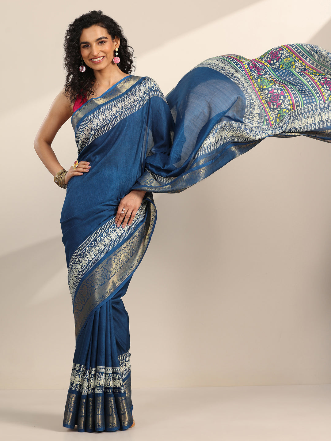 Teal Blue Solid Silk Blend Saree With Unstitched Blouse Piece