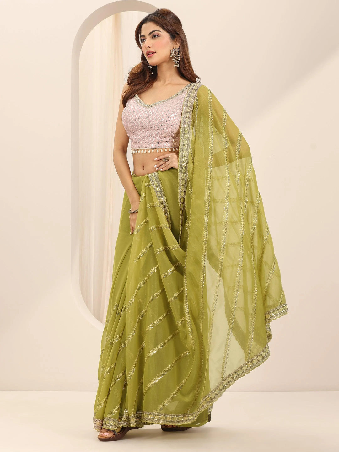 Green Printed Silk Chiffon Saree With Unstitched Blouse Piece
