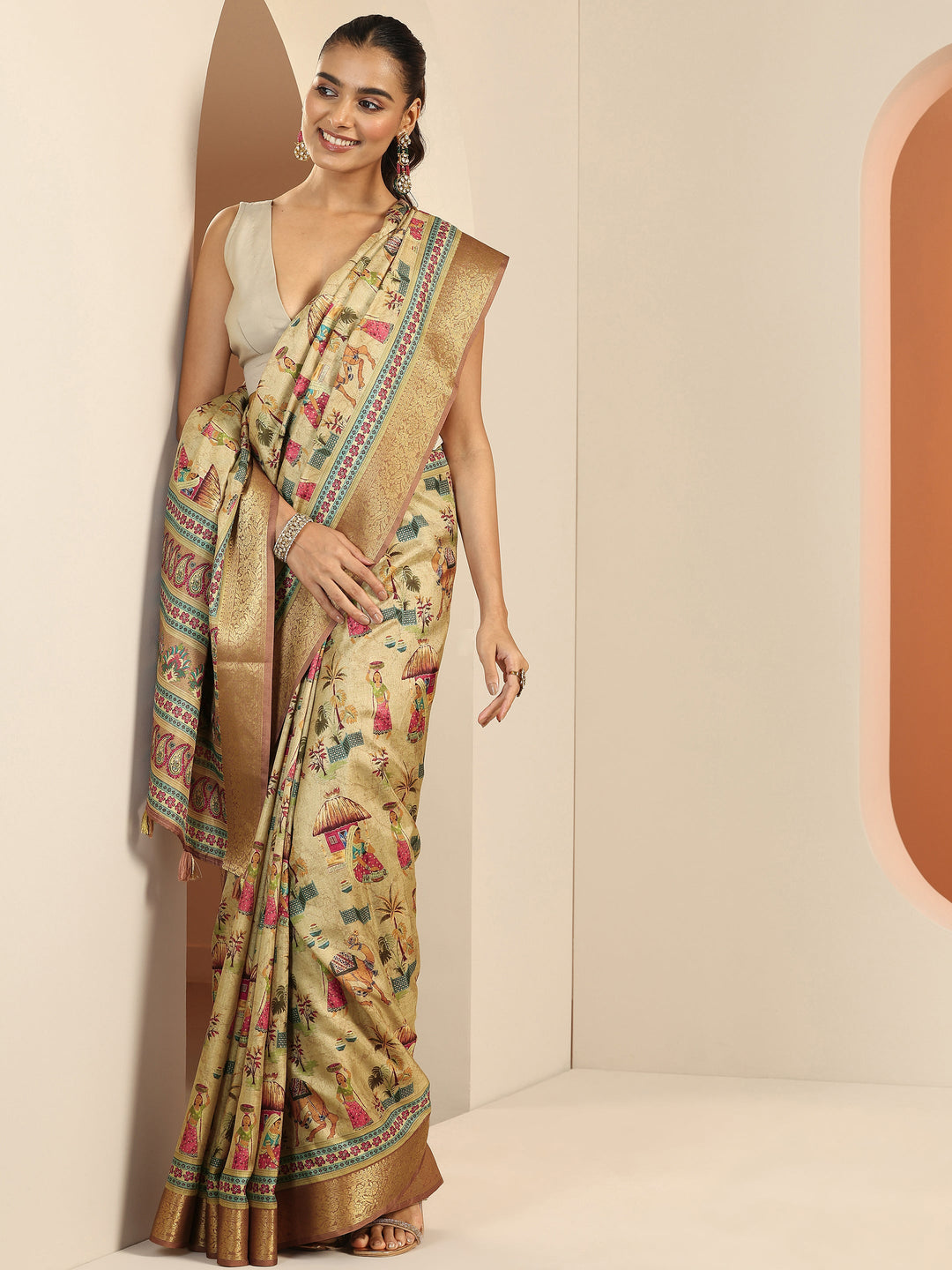 Beige Kalamkari Printed Silk Blend Saree With Unstitched Blouse Piece