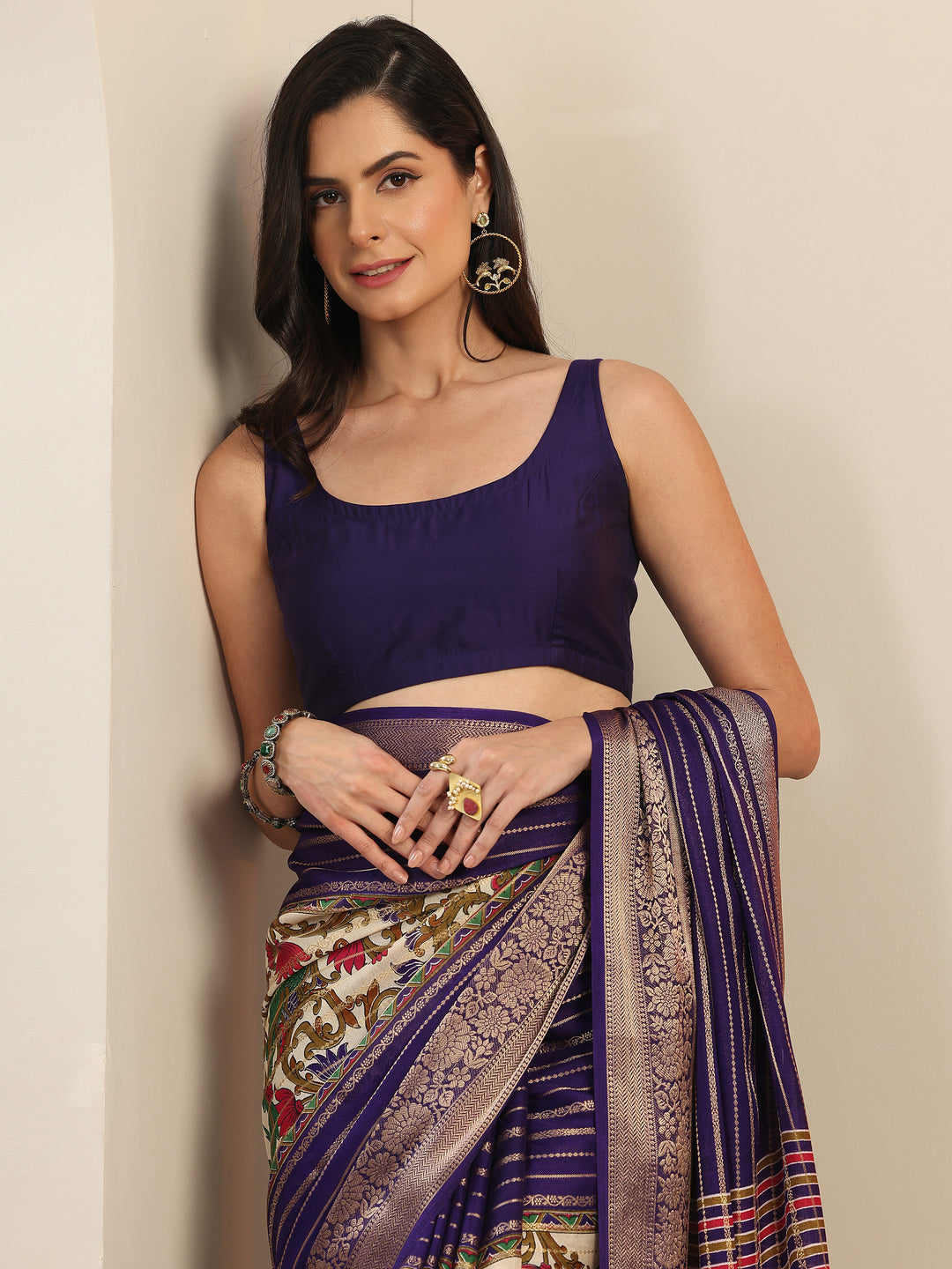 Multi Printed Silk Blend Saree With Unstitched Blouse Piece