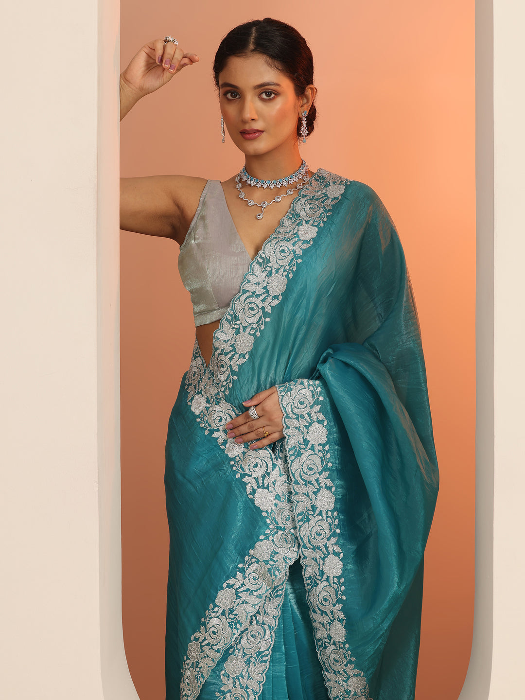 Blue Embroidered Organza Saree With Unstitched Blouse Piece