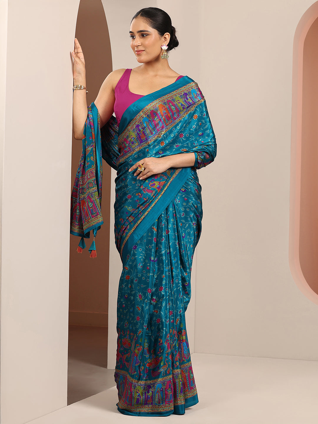 Blue Printed Crepe Saree With Unstitched Blouse Piece