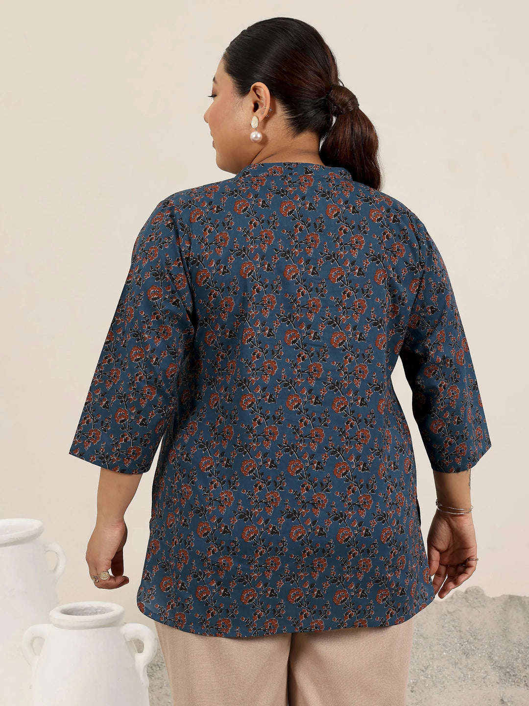 Plus Size Blue Printed Cotton Straight Short Kurti