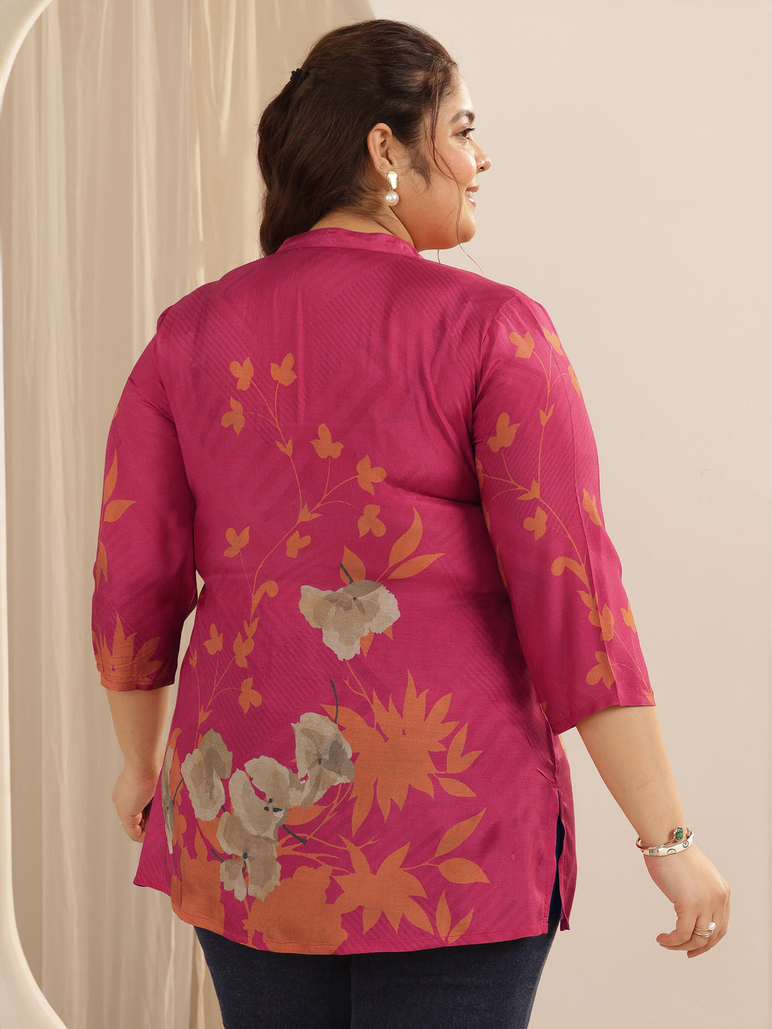 Plus Size Red Printed Muslin Straight Short Kurti