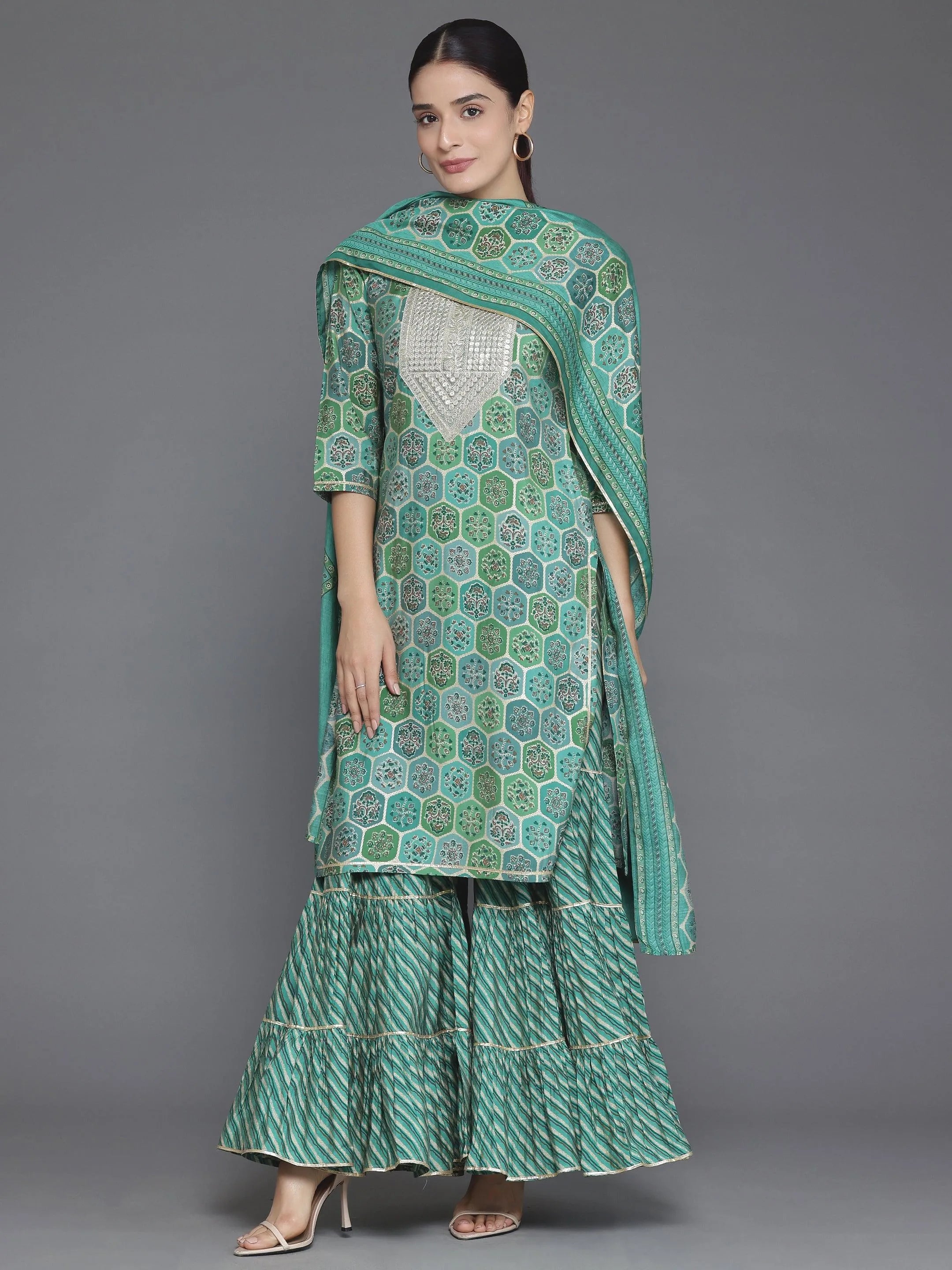 Green Printed Silk Blend Straight Suit With Dupatta Online at Rs.2749 | Libas