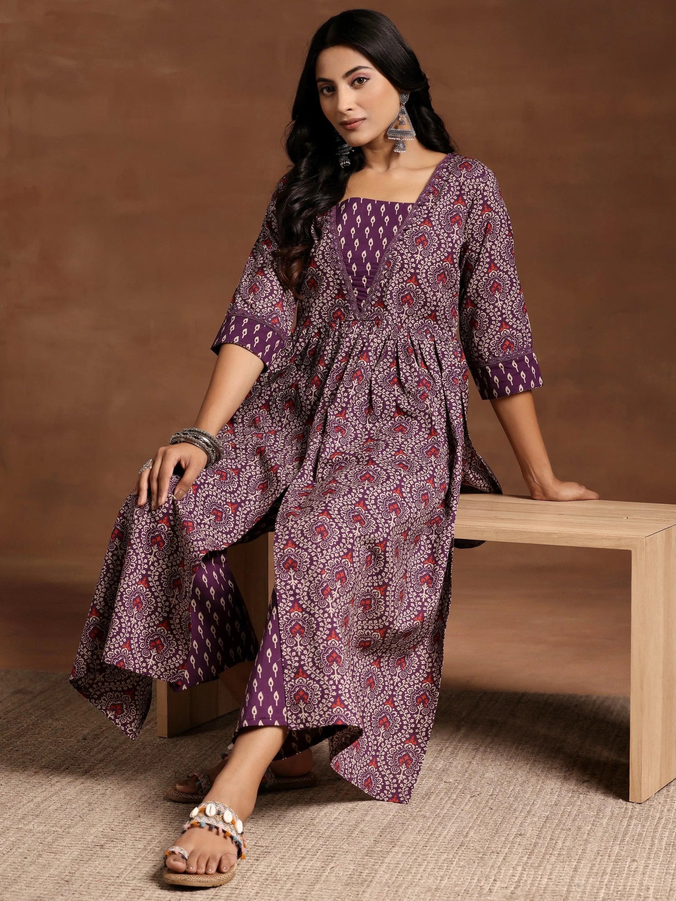 Women Purple & Black Woven Design Jacquard A-Line Kurta main image 0