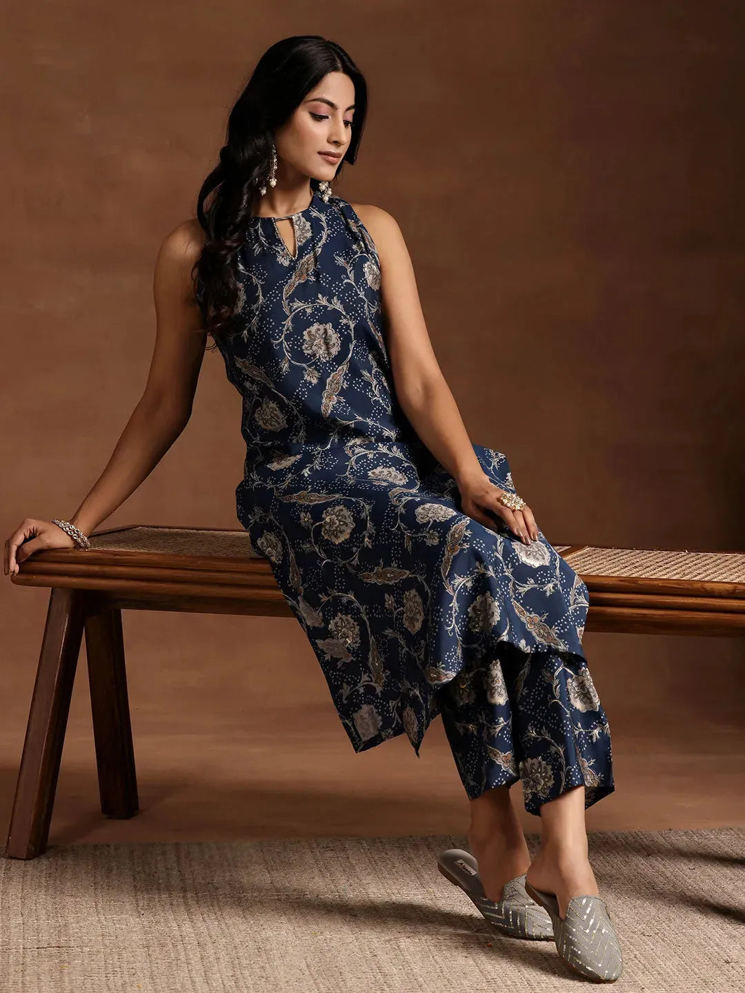 Plus Size Blue Embroidered Silk Blend Straight Kurta Set