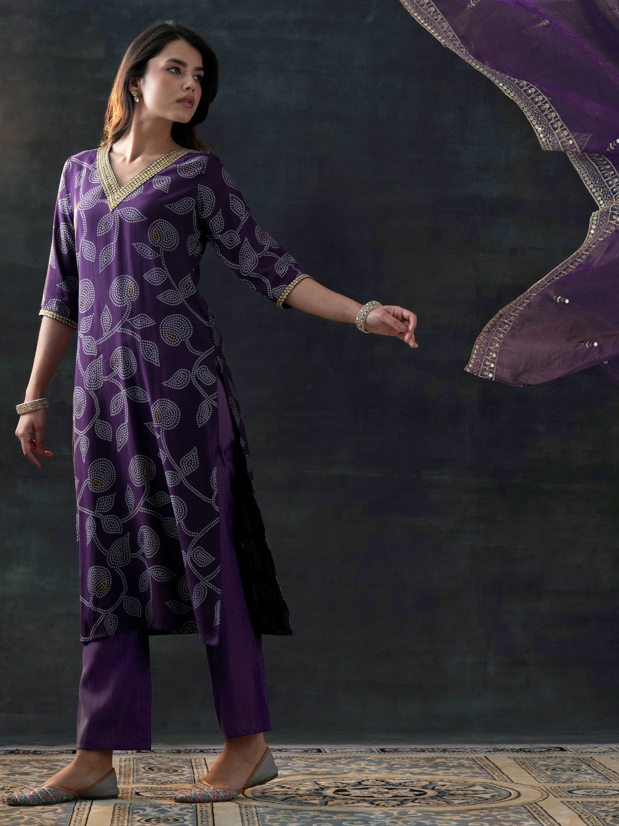 絶版‼️ Marlene Marino Purple Fashion Buy Purple Embroidered Silk Blend Straight Suit Set With Dupatta