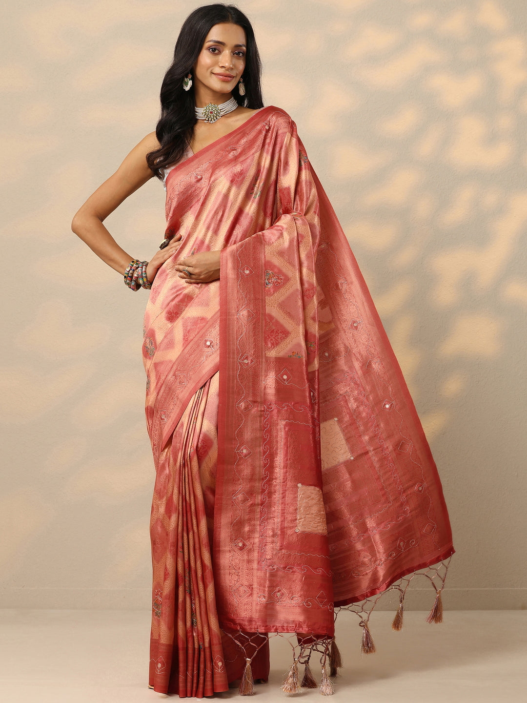 Peach Woven Design Silk Blend Saree With Unstitched Blouse Piece