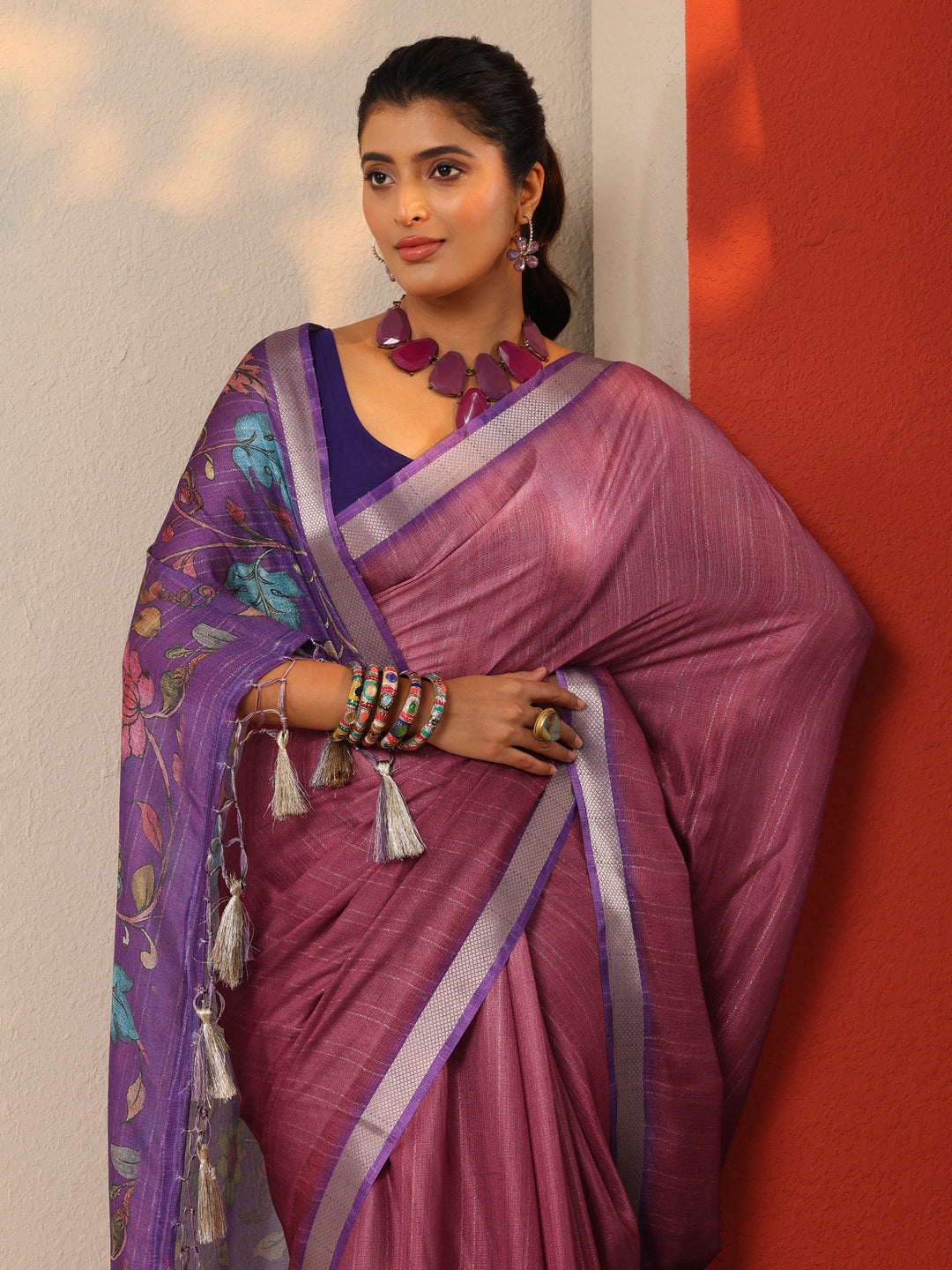 Mauve Printed Silk Blend Sarees With Unstitched Blouse Piece