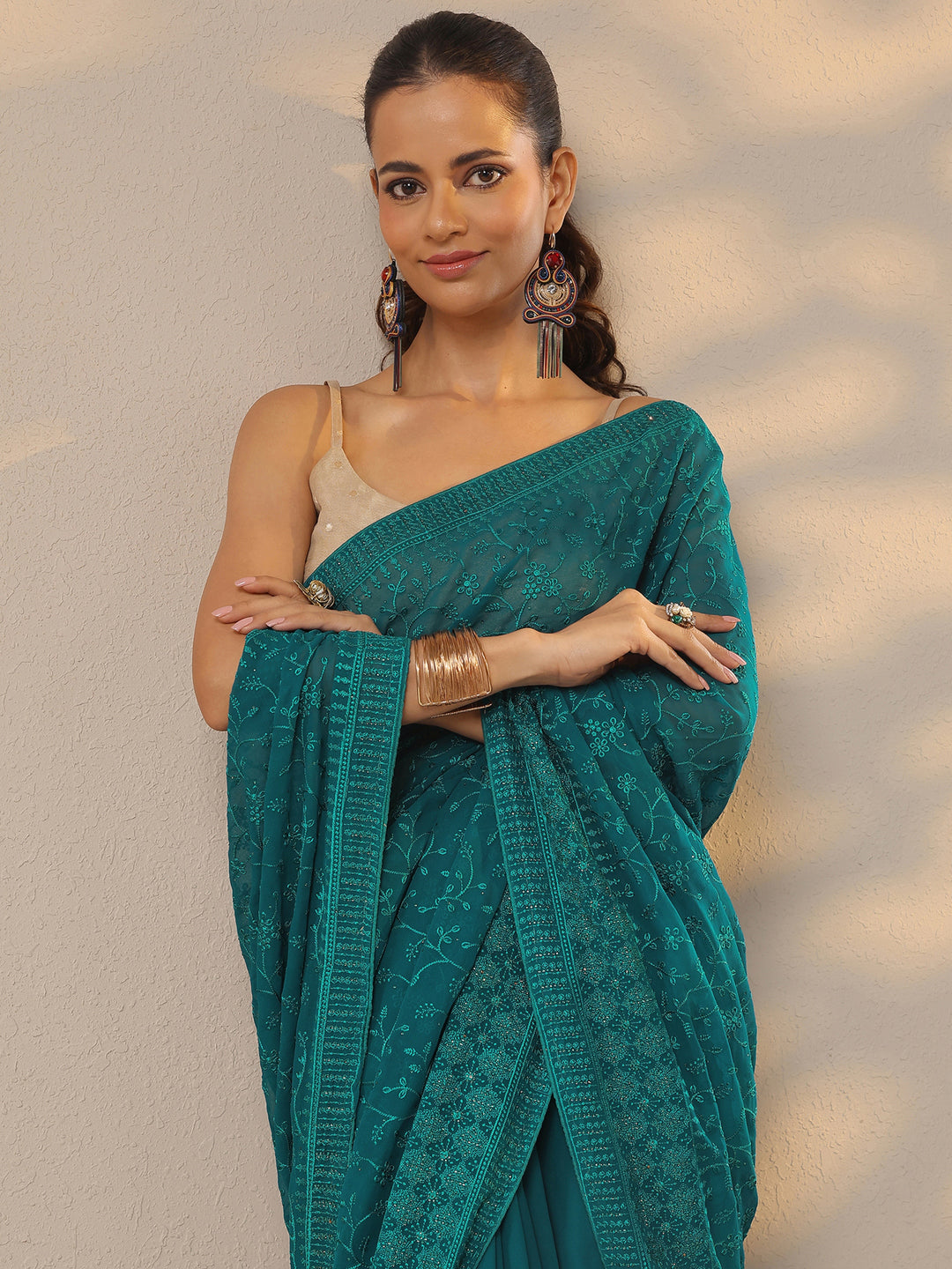 Blue Embroidered Georgette Saree With Unstitched Blouse Piece