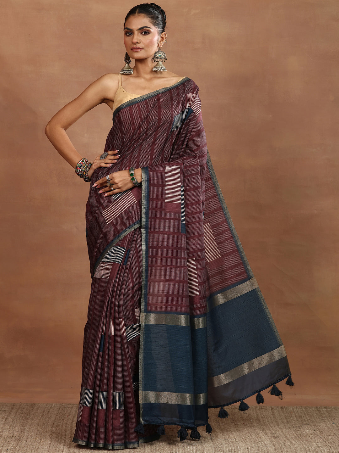 Blue Printed Silk Blend Sarees With Unstitched Blouse Piece