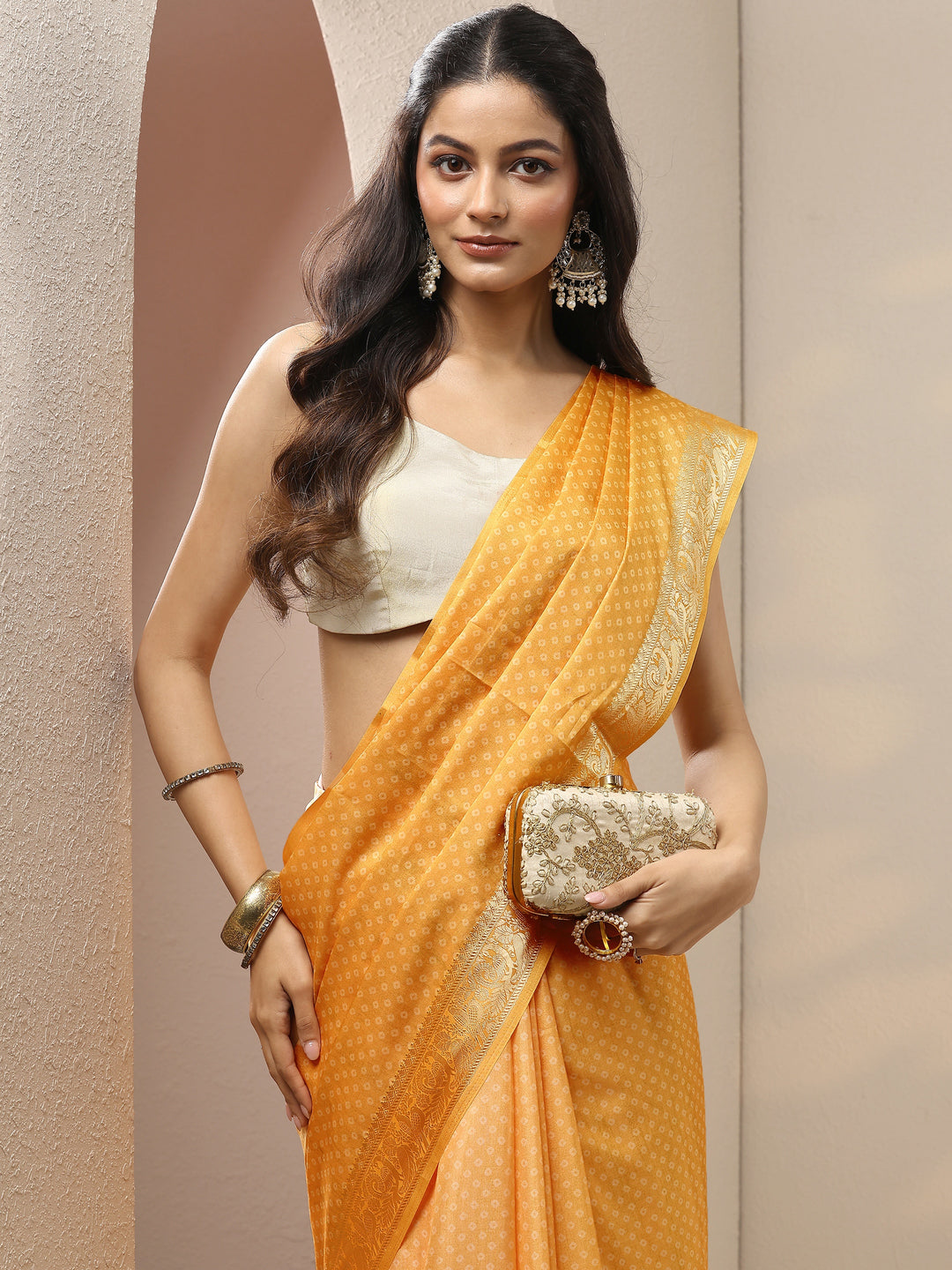 Yellow Bandhani Printed Silk Blend Saree With Unstitched Blouse Piece