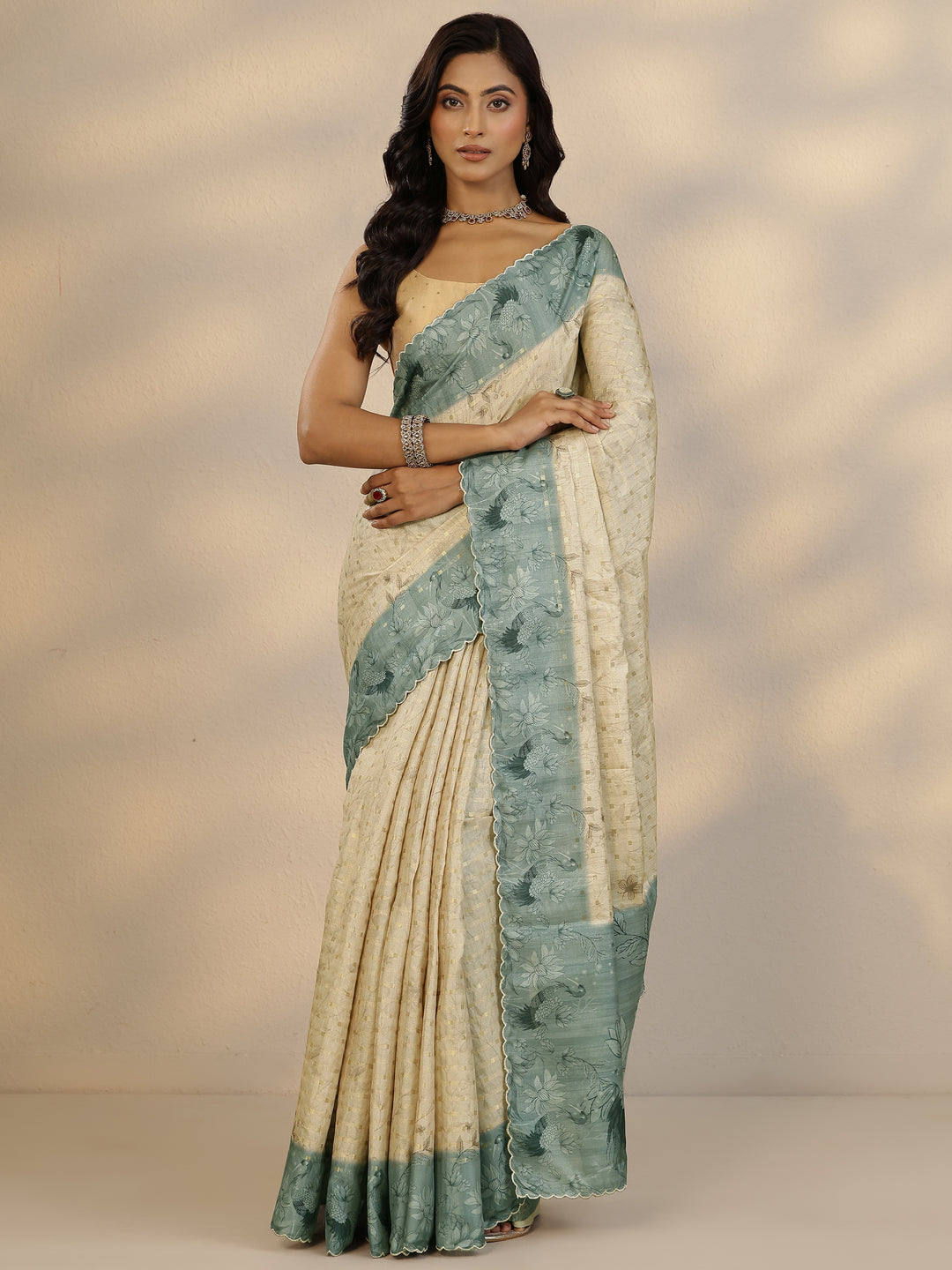 Cream Woven Design Silk Blend Saree With Unstitched Blouse Piece