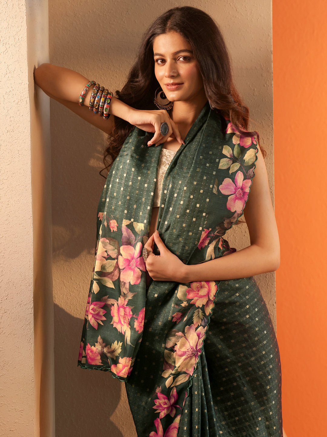 Green Woven Design Silk Blend Saree With Unstitched Blouse Piece