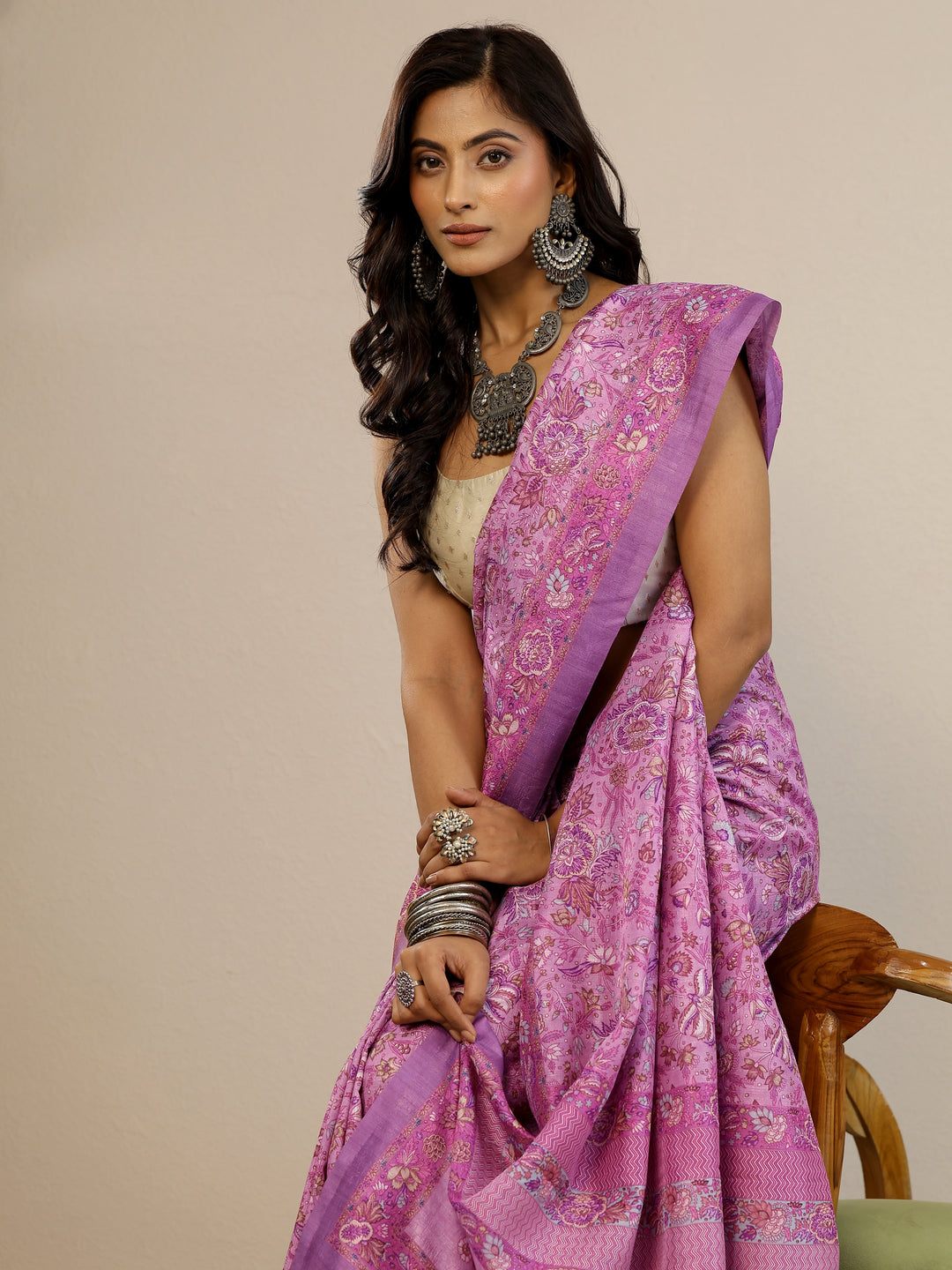 Pink Printed Silk Blend Saree With Unstitched Blouse Piece