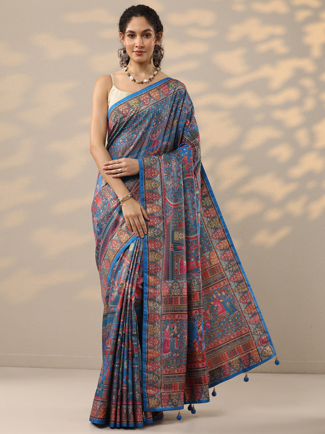 Blue Printed Silk Blend Saree With Unstitched Blouse Piece