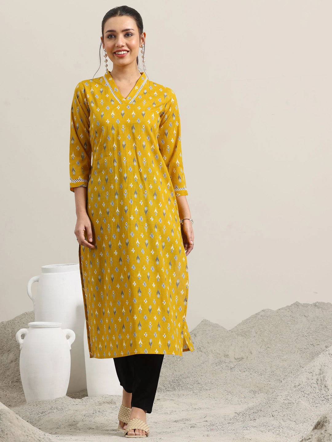 Yellow Printed Cotton Straight Kurta