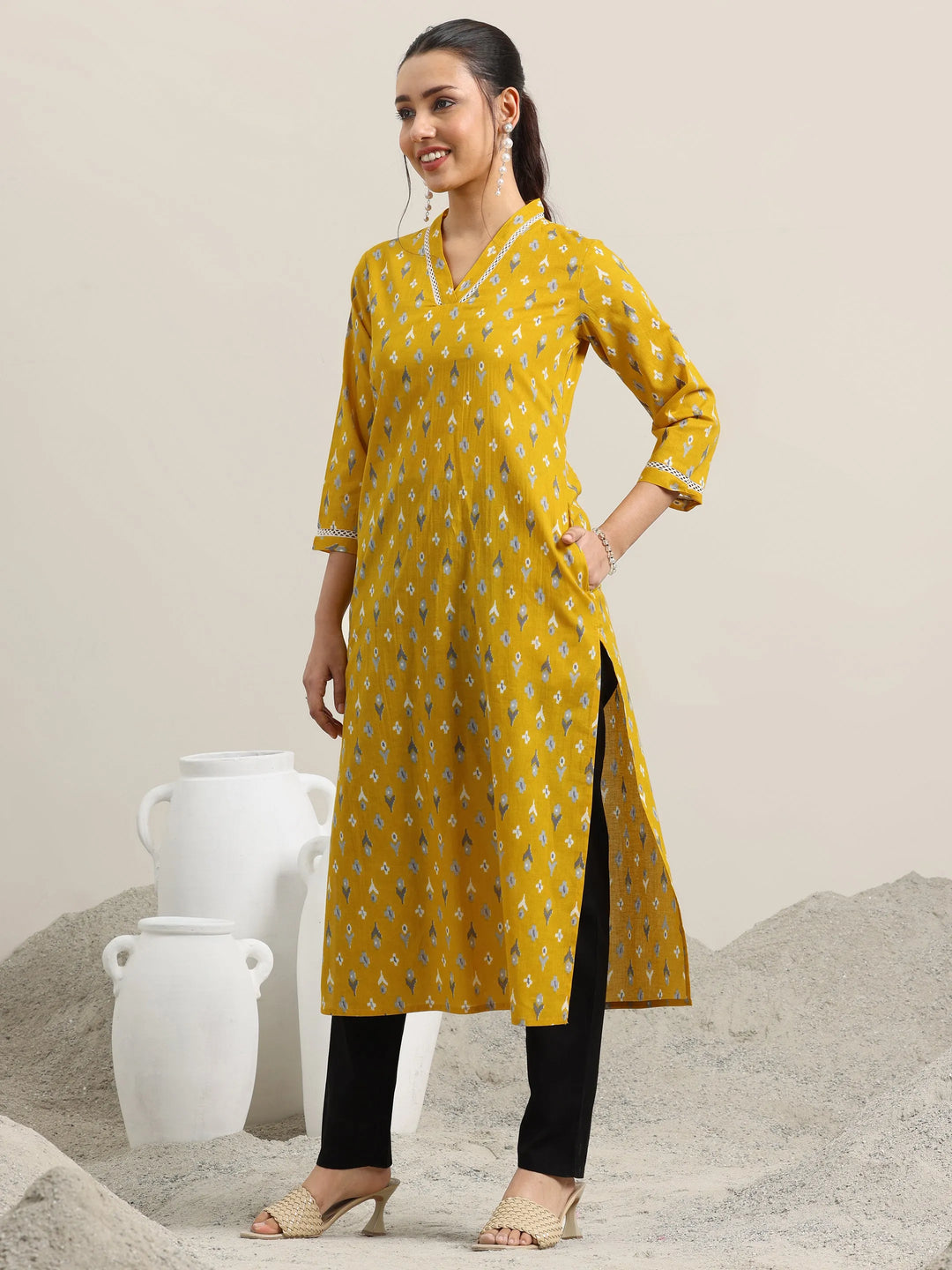 Yellow Printed Cotton Straight Kurta