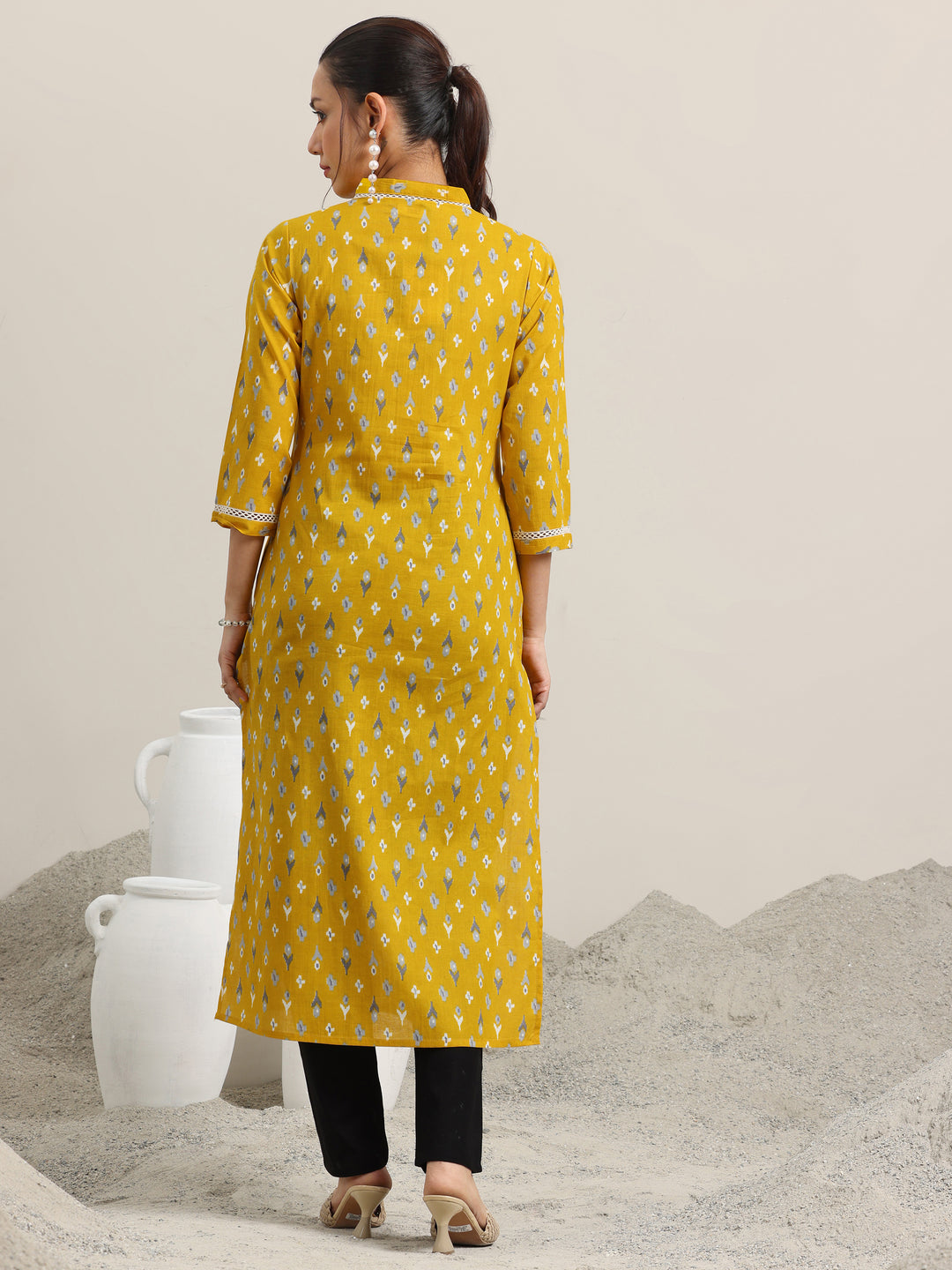 Yellow Printed Cotton Straight Kurta