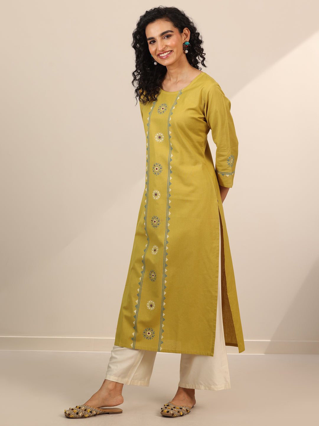 Yellow Printed Cotton Blend Straight Kurta