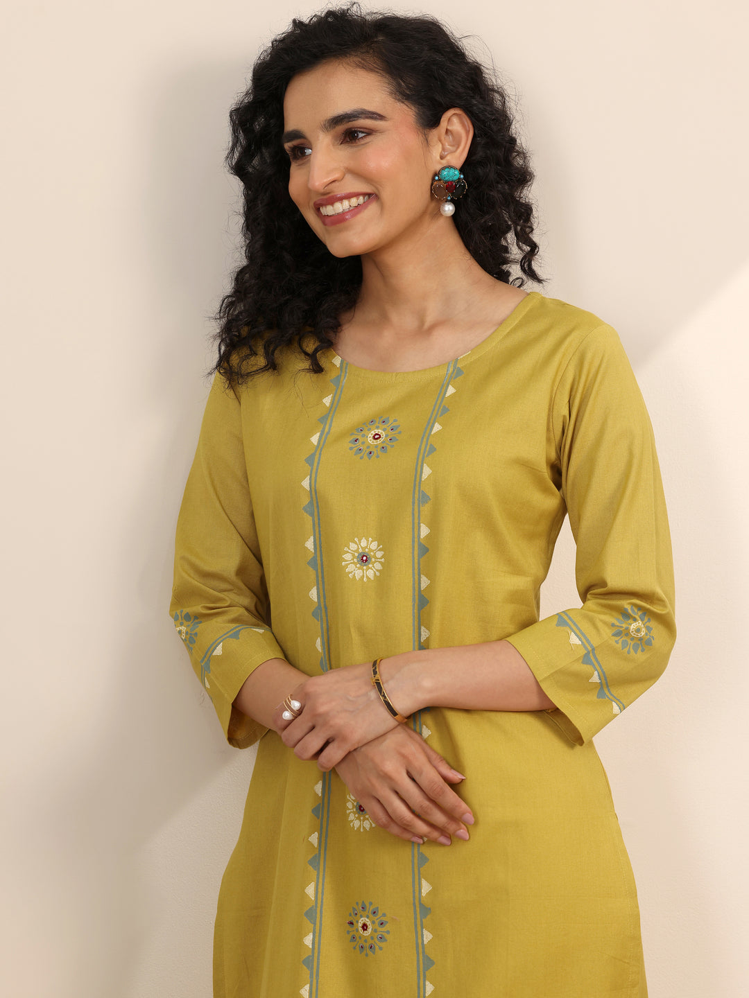 Yellow Printed Cotton Blend Straight Kurta