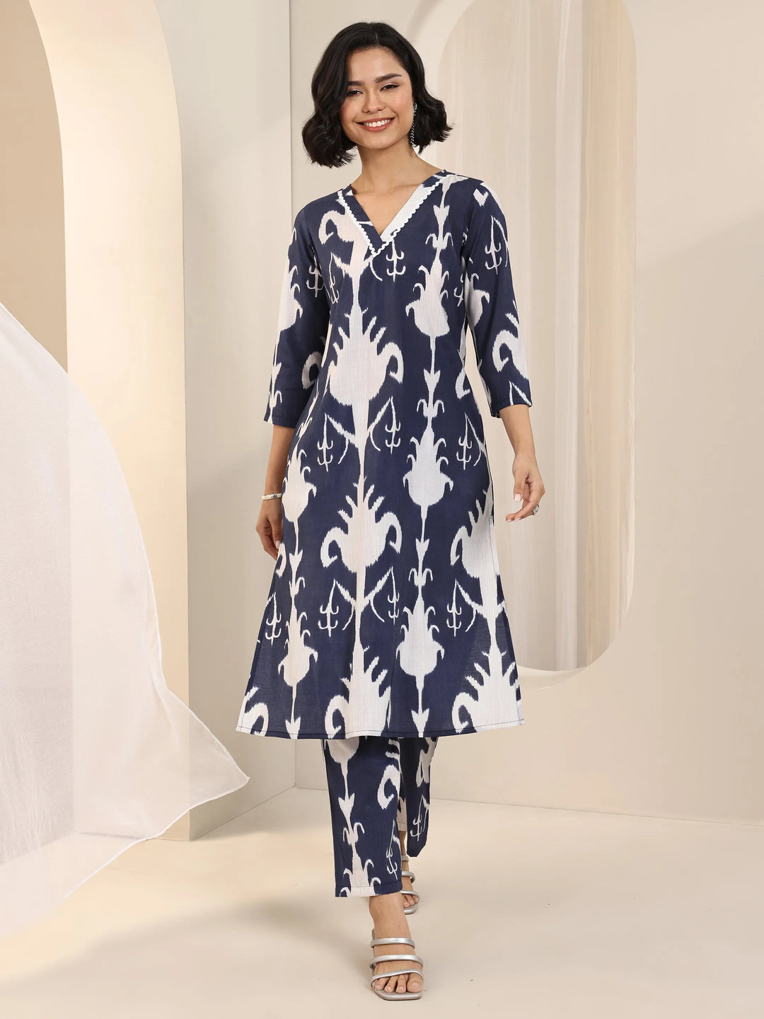 Blue Printed Silk Blend Straight Kurta Set