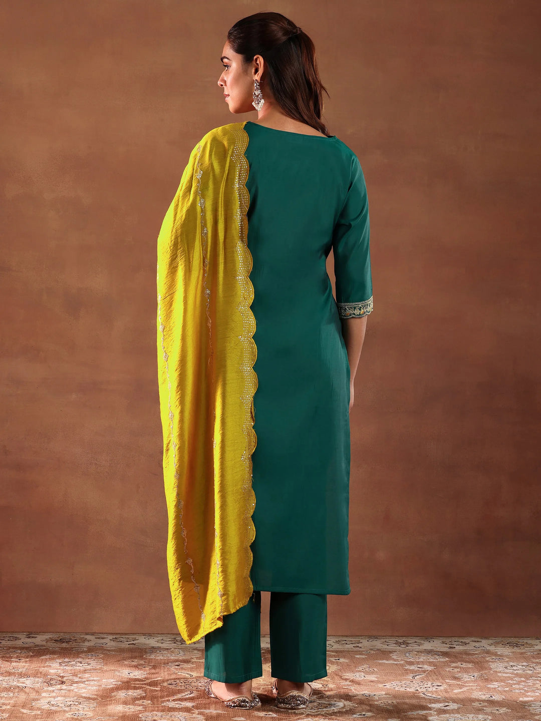 Rama Green Embroidered Silk Blend Straight Suit With Dupatta