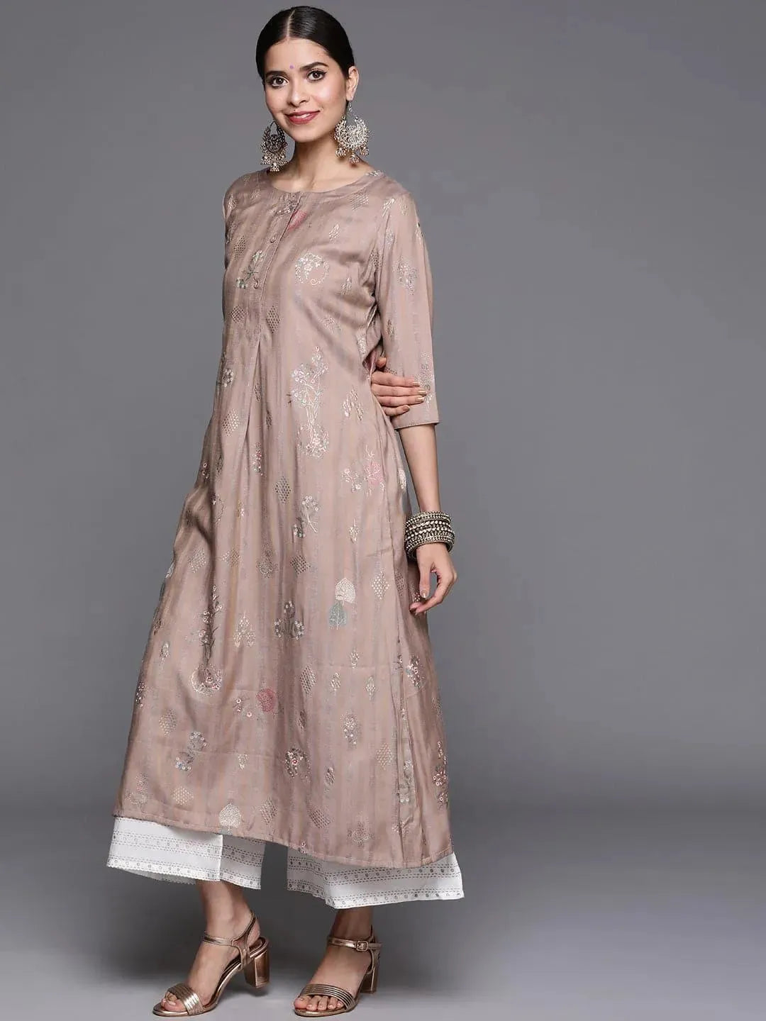 Buy Beige Printed Cotton Silk Kurta - 22106O- | Libas Ethnic Wear Online
Buy Beige Printed Cotton Silk Kurta - 22106O- | Libas Ethnic Wear Online