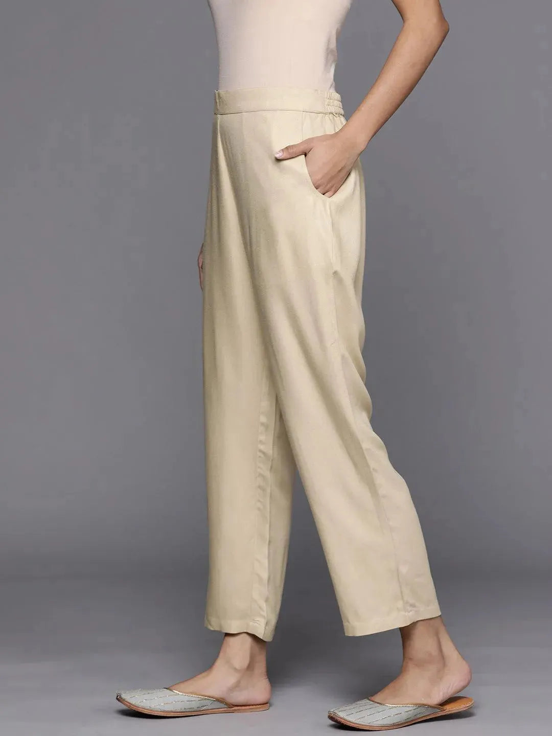 Beige Solid Pashmina Wool Trousers
Beige Solid Pashmina Wool Trousers