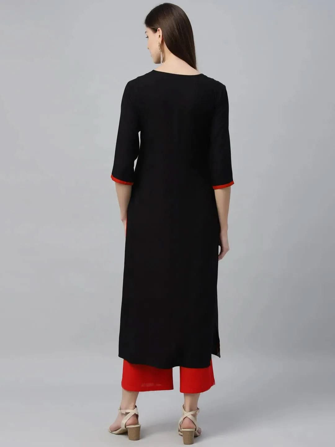 Black Embroidered Cotton Kurta
Black Embroidered Cotton Kurta