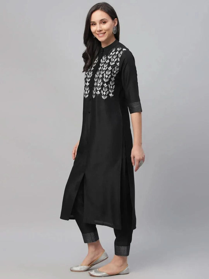 Black Embroidered Crepe Kurta - Libas