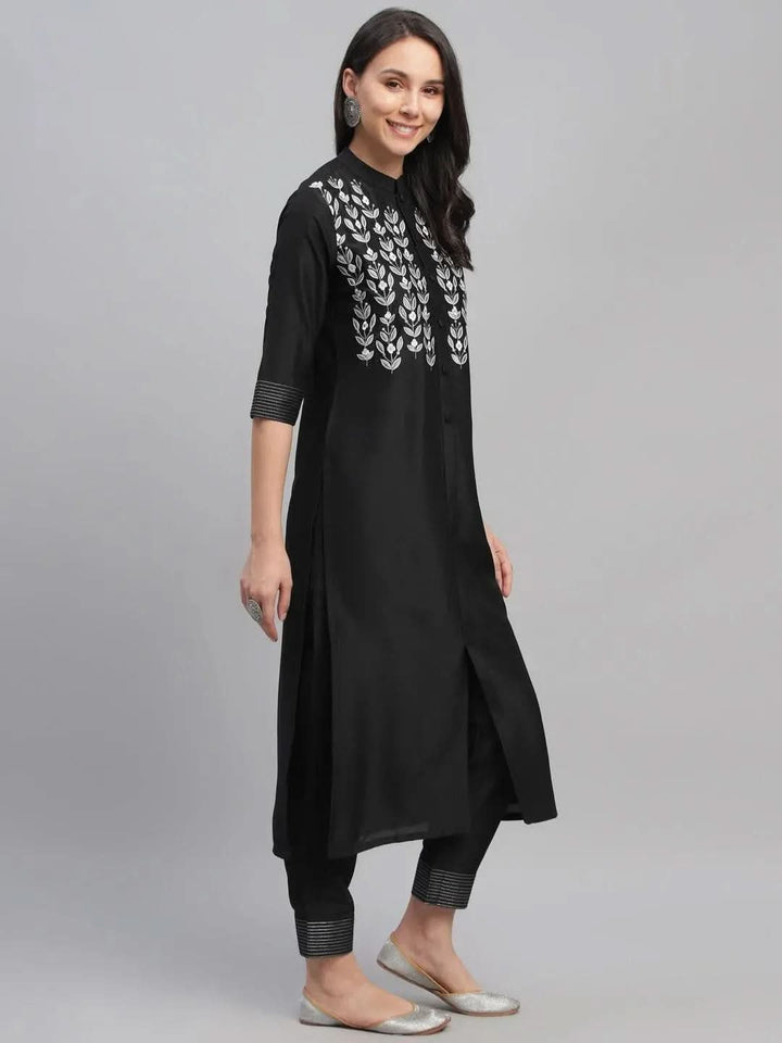 Black Embroidered Crepe Kurta - Libas