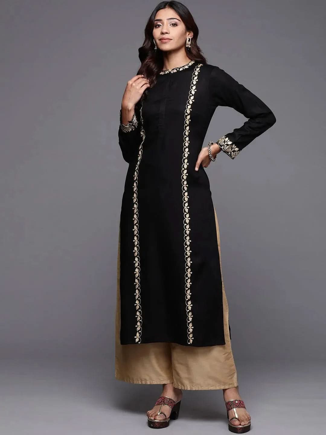 Black Embroidered Pashmina Wool Straight Kurta
Black Embroidered Pashmina Wool Straight Kurta