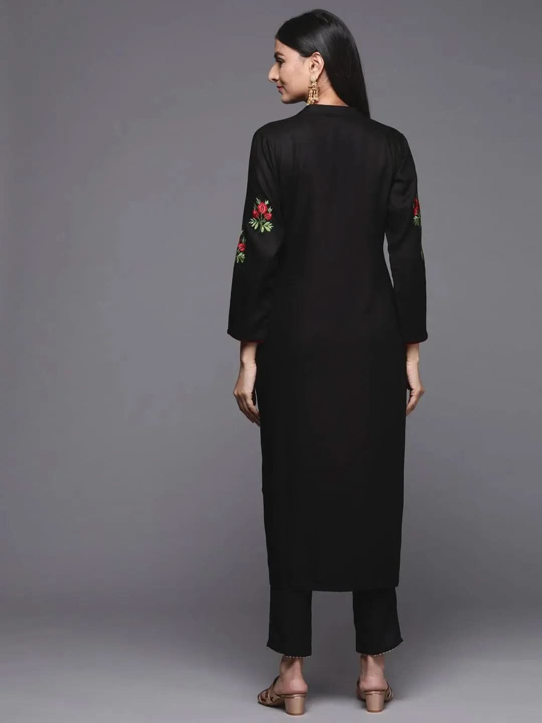 Black Embroidered Pashmina Wool Straight Kurta
Black Embroidered Pashmina Wool Straight Kurta