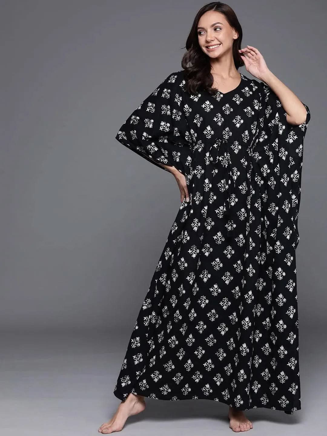 Black Printed Cotton Nightdress
Black Printed Cotton Nightdress