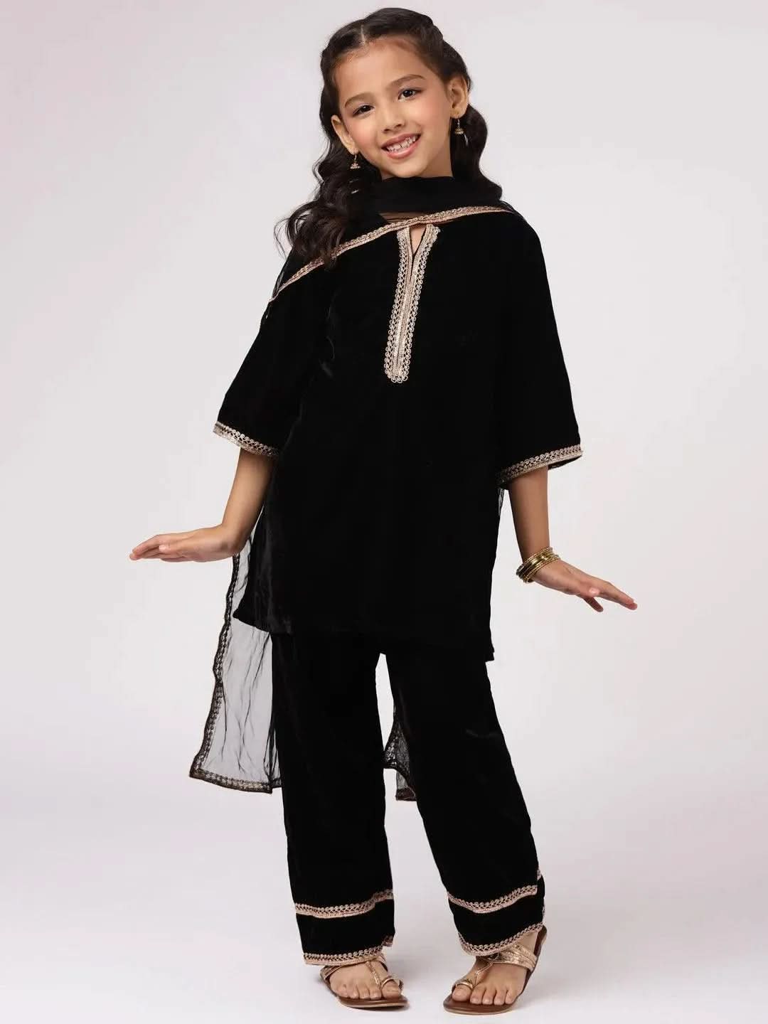 Black Solid Velvet Straight Suit Set - Libas