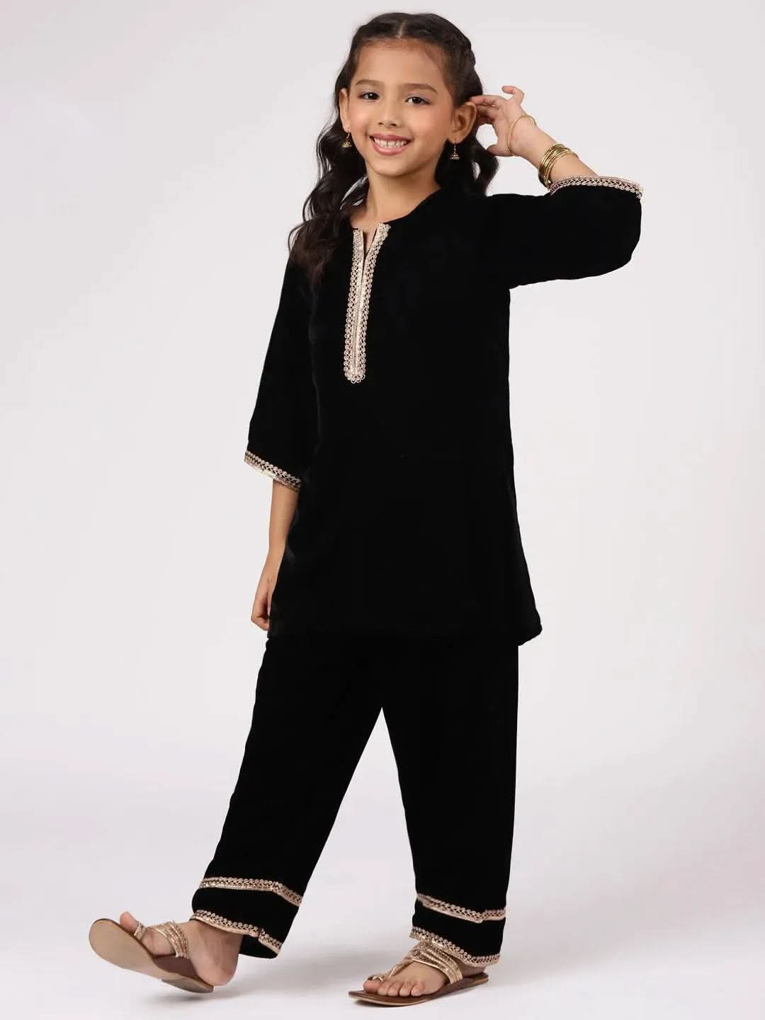 Black Solid Velvet Straight Suit Set - Libas