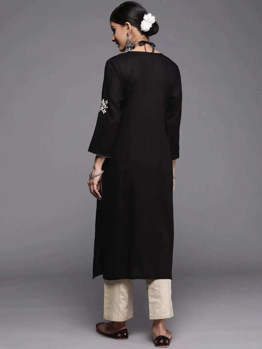 Black Yoke Design Rayon Kurta
Black Yoke Design Rayon Kurta