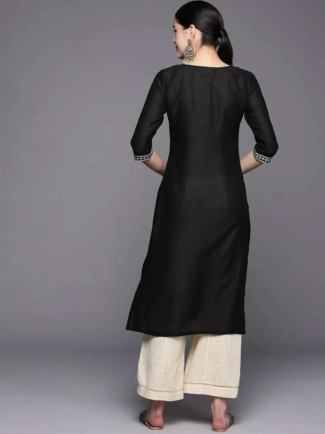 Black Yoke Design Silk Straight Kurta
Black Yoke Design Silk Straight Kurta