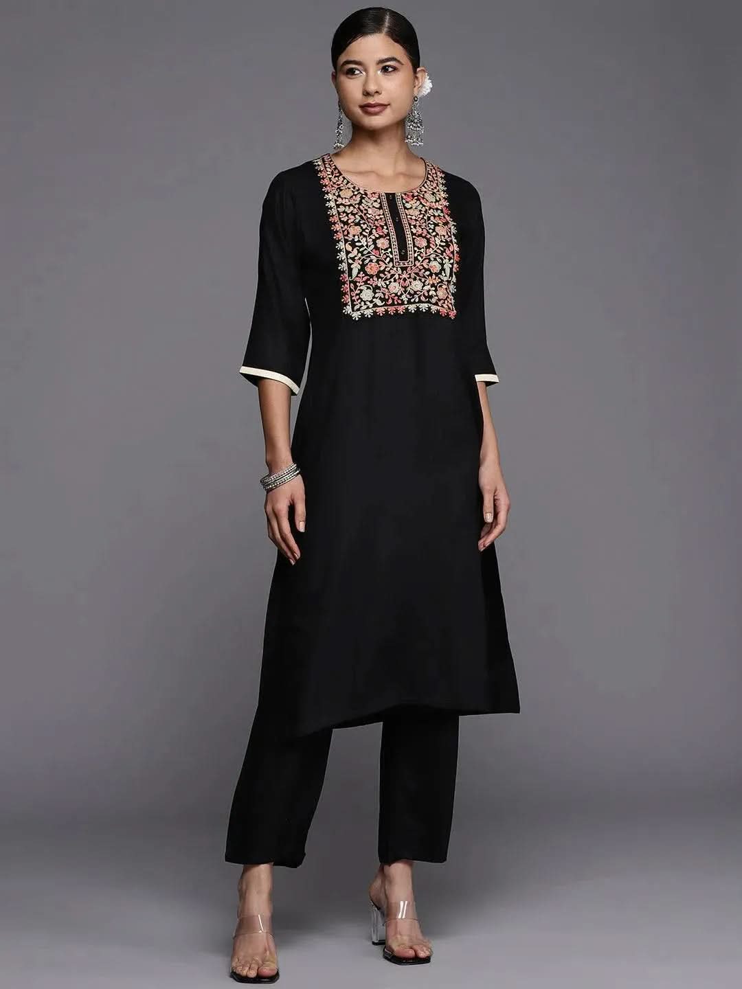 Women Black Sleevless Cotton A-Line Kurta With Yoke Printed