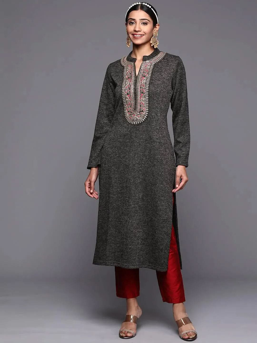 Black Yoke Design Wool Straight Kurta
Black Yoke Design Wool Straight Kurta